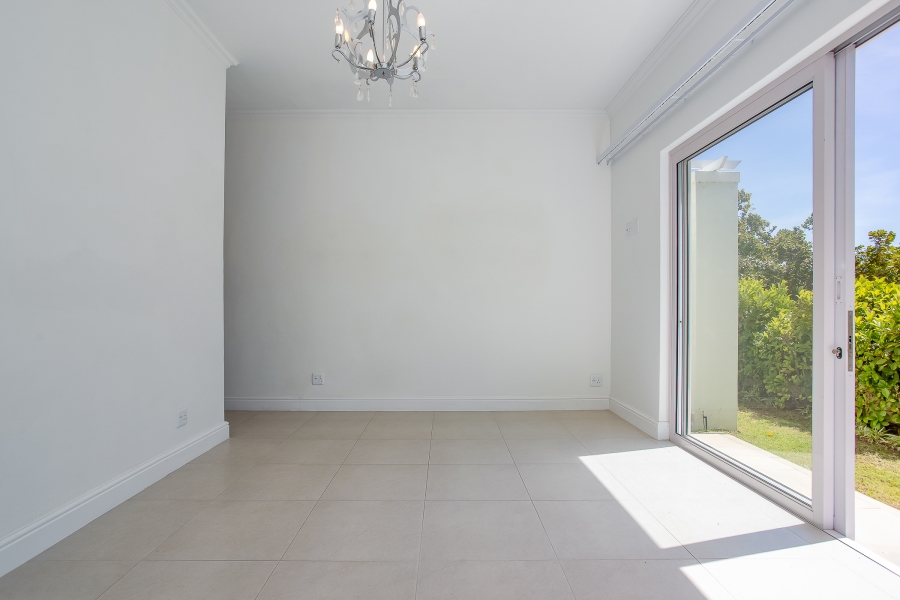 To Let 4 Bedroom Property for Rent in Val De Vie Estate Western Cape